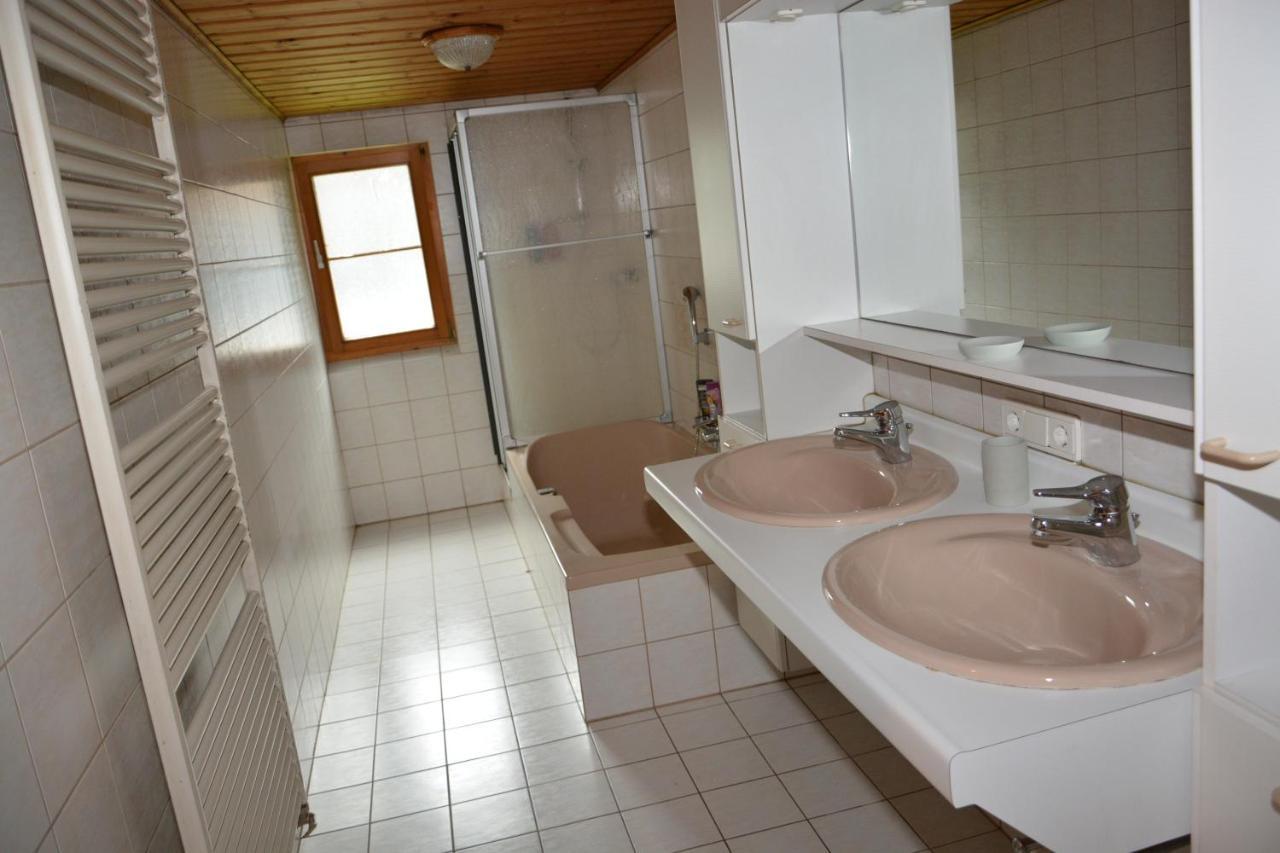Happy Point Apartment Мелау Екстериор снимка