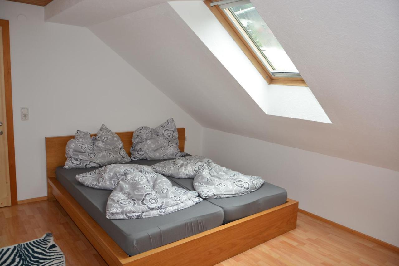Happy Point Apartment Мелау Екстериор снимка